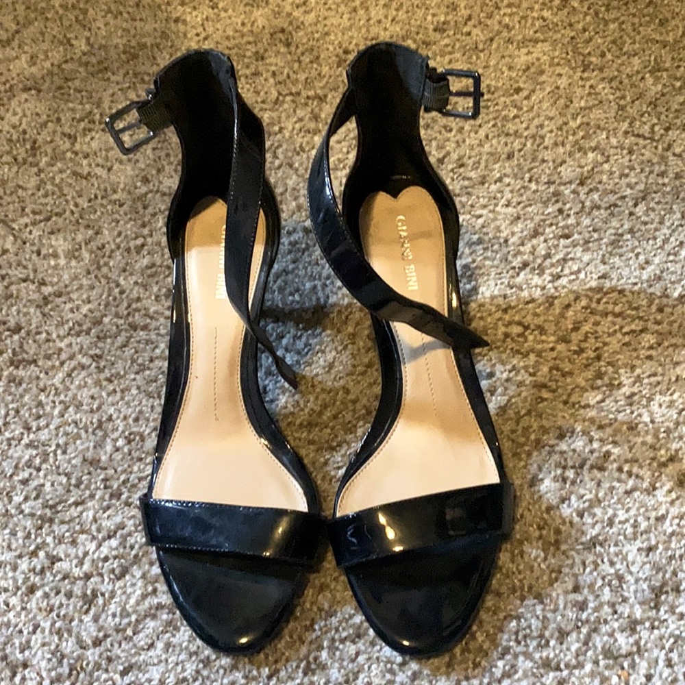 Gianni Bini Black heels 👠